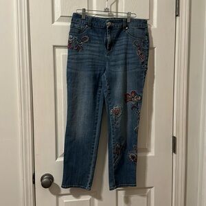 Women’s chicos cropped jeans. Embroidery detail. Size 1 (chicos)